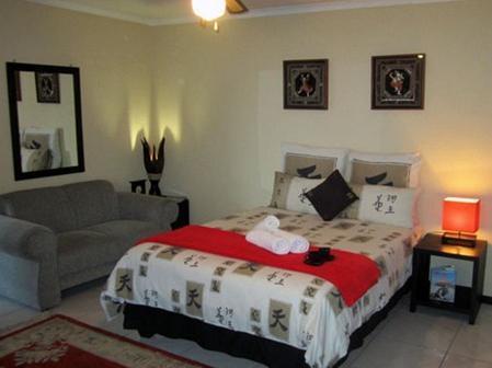 A Knights Rest Guesthouse Претория Экстерьер фото